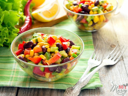 На вашем столе всегда должны быть сезонные фрукты и овощи