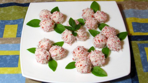 Сырно-крабовые шарики готовятся из простых продуктов (фото: recepty123.ru)