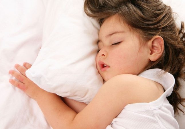 Правильно организованный сон – залог хорошего самочувствия малыша (фото: zarbees.com)