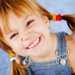 Все о протезировании молочных зубов у детей